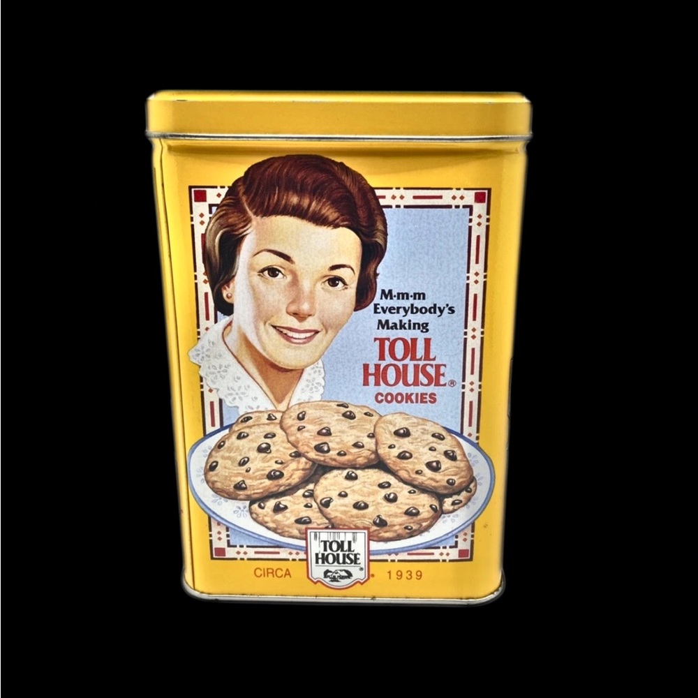 Vintage Nestlé Toll House Cookie Tin – Retro Recipe Canister
